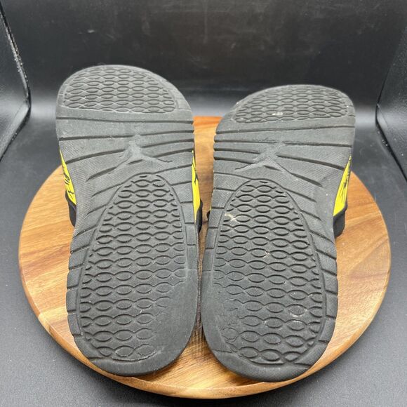 Jordan Mens Size 10 Hydro IV 4 Retro Black Tour Yellow 532225-017 Shoes Sandals